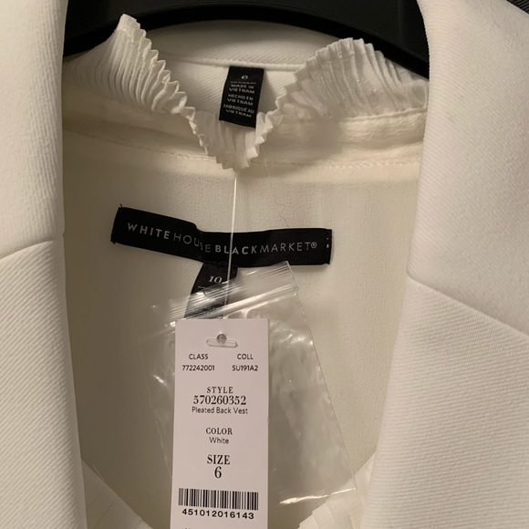 White House Black Market Vest - Picture 3 of 4